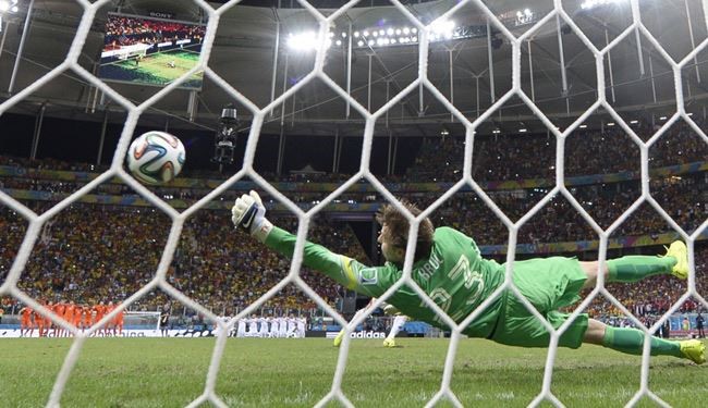 كوستاريكا تخسر أمام هولندا بركلات الترجيح