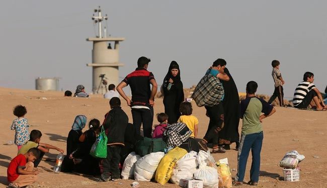 آوارگی صدها نفر پس از حمله داعش به اطراف بعقوبه