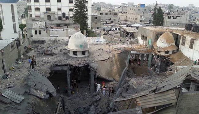 طائرات الكيان الاسرائيلي تدمر 3 مساجد في غزة