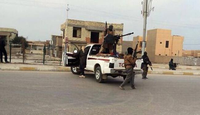 داعش تعدم عناصر النقشبندية أمام الملأ في بعقوبة