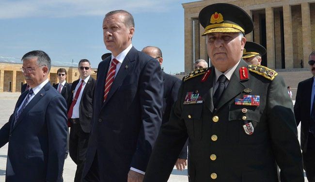 Erdogan gov’t admits ISIL recruiting, offering salaries