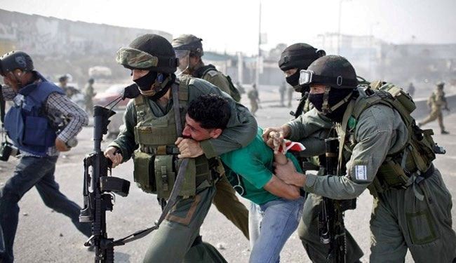 Zionist forces kidnap 11 West Bank Palestinians