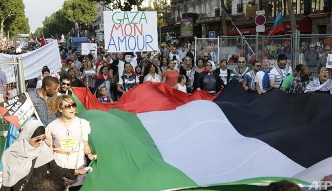French, Bangladeshi protestors slam Israeli attacks on Gaza