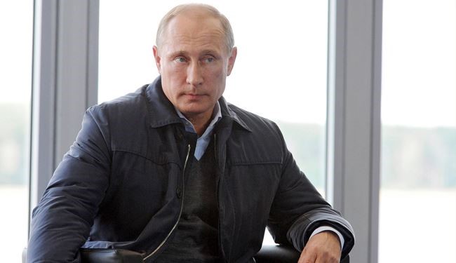 Putin calls on Kiev to talk with protesters instead of fighting