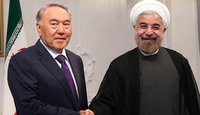 ایران وکازاخستان توقعان عددا من اتفاقیات التعاون