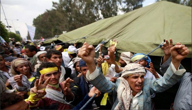 هيومن رايتس : السلطات اليمنية استخدمت القوة المميتة ضدّ المحتجين