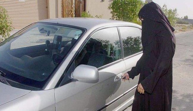 طلاق زن عربستانی بخاطر نبستن در خودرو !