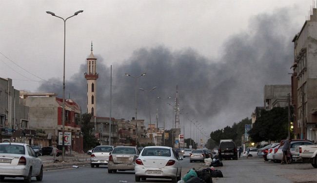 مقتل واصابة 72 جندياً بتفجير مزدوج واشتباكات ببنغازي