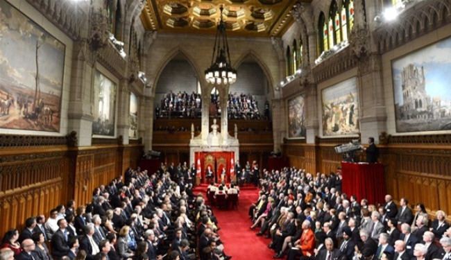 كندا توافق على المشاركة في العملية العسكرية في العراق