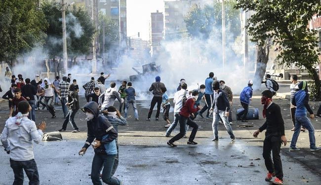 14 کشته در تظاهرات ضد داعش در ترکیه