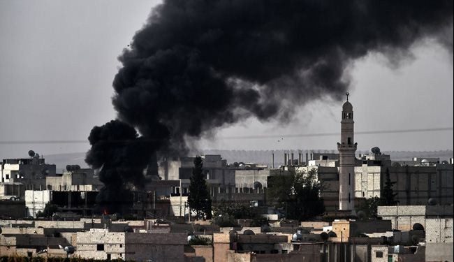 ISIS Seize Kurdish HQ in Syria's Kobane, Massacre Feared