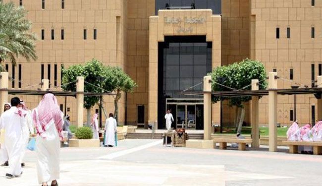 السجن 18عاماً لثلاثة محامين سعوديين بتهمة الإساءة للقضاء