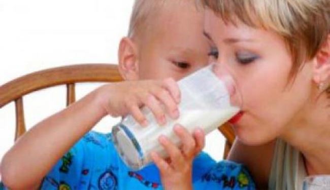 دراسة : الحليب لا يقوي العظام بل يسبب الشيخوخة