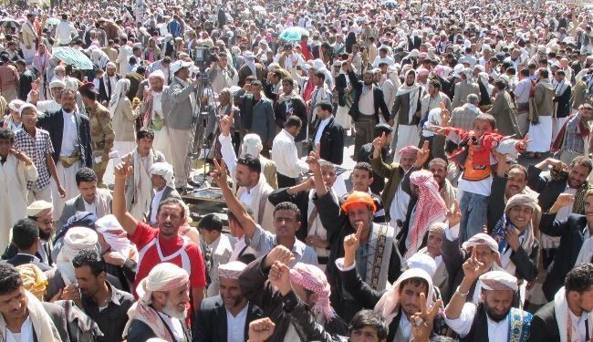 تظاهرات بصنعاء رفضا لتهديدات غربية بعقوبات على شخصيات يمنية