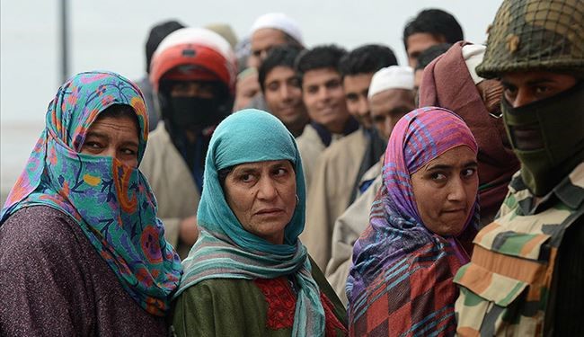 Voters ignore violence, turn out in high numbers in India's Kashmir
