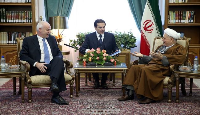 رفسنجاني: ايران جندت جميع طاقاتها لنشر السلام والاستقرار بالمنطقة