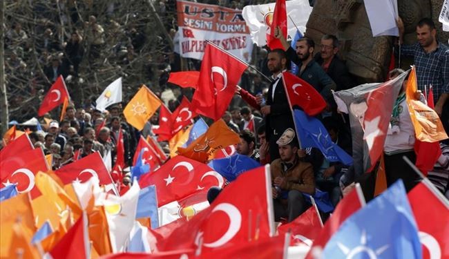 Turkish police raid TV station close to former Erdogan ally