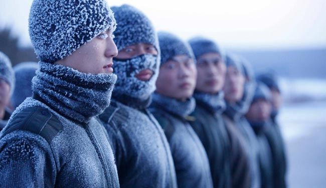 سربازان چینی در دمای زیر انجماد + عکس