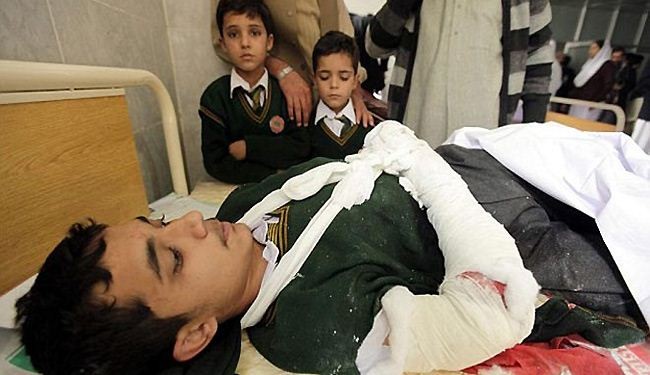 طهران تعرض على باكستان المساعدة بمعالجة جرحى مجزرة بيشاور
