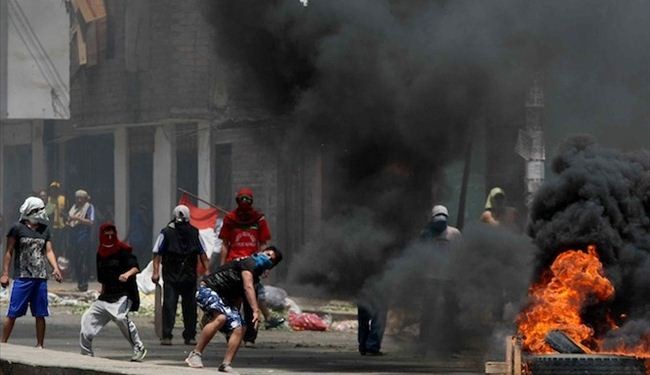 Police, protesters clash in Peru; one dead