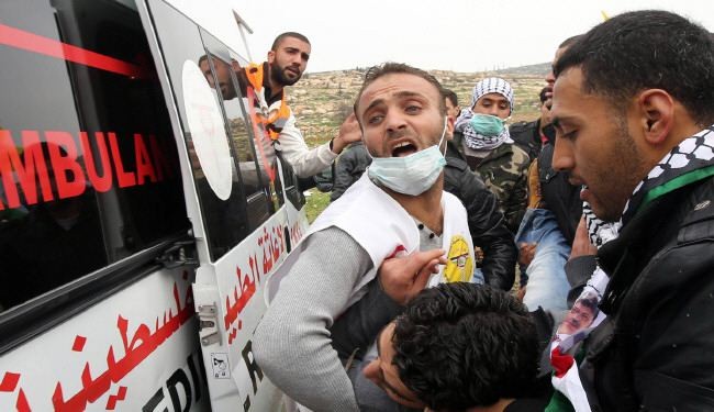 اصابة 9 فلسطينيين خلال تظاهرة ضد الاستيطان في الضفة الغربية