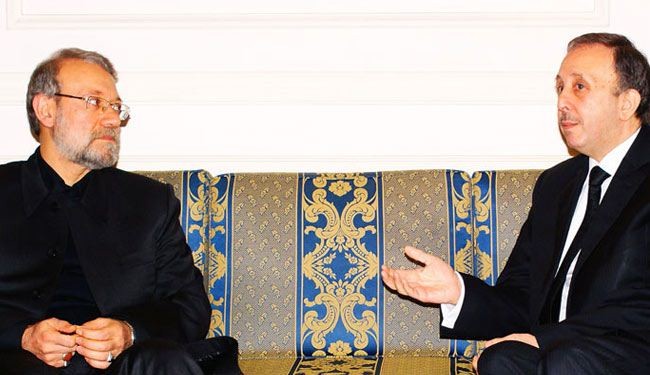 لاريجاني: حل الأزمة في سوريا يجب أن يكون سياسيا