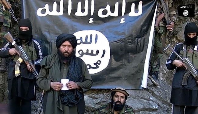 Taliban Militant Pledging Allegiance to ISIS, Beheads Pakistani Soldier