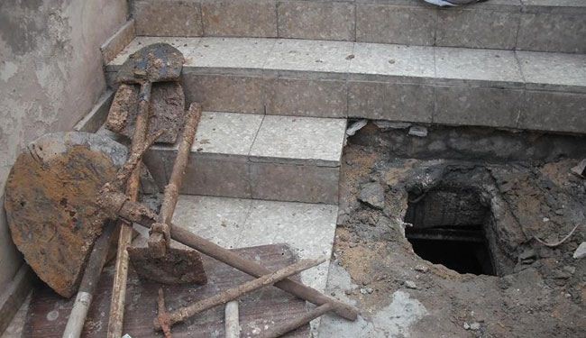 اكتشاف مقبرتين يرجع تاريخهما لأكثر من ۲۲۰۰ عام في مصر