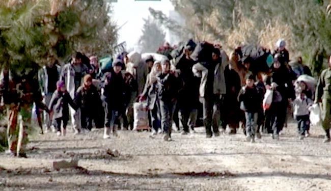 تروریست‌ها ساکنان دومای سوریه را آواره کردند