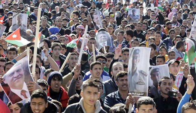 آلاف الاردنيين يتظاهرون في عمان للتنديد بإعدام الكساسبة