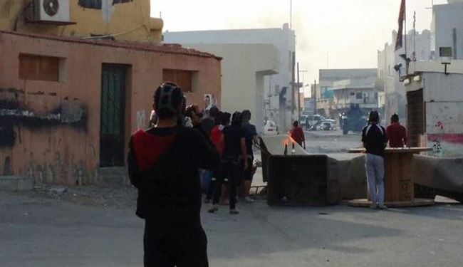 خیابانهای بحرین در تسخیر انقلابیون
