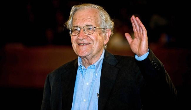 Chomsky Reveals Role of Wahhabi-Backed US in evolution of ISIS