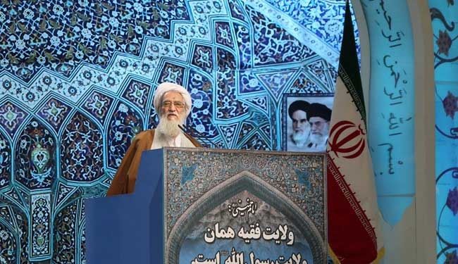 خطيب طهران: الاعتماد على الداخل لا ينافي الدبلوماسية