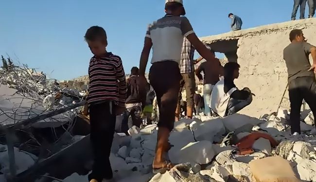 المرصد: 62 مدنيا بينهم اطفال قتلى غارات التحالف في سوريا
