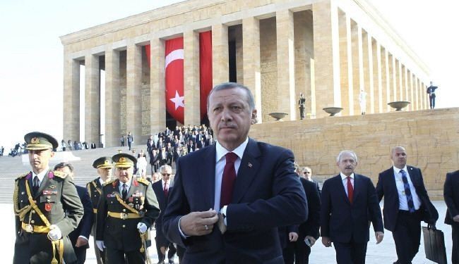اردوغان يتفاخر بعدوانه على سوريا ونقل رفات سليمان شاه