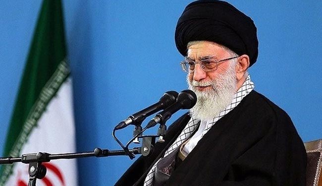 قائد الثورة: ينبغي ان تلتقي طاقات السينما الايرانية والدفاع المقدس