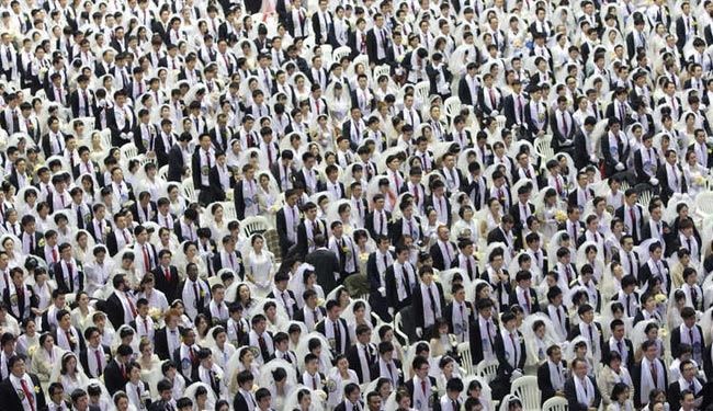 ازدواج همزمان هزاران جوان در کره‌ + عکس
