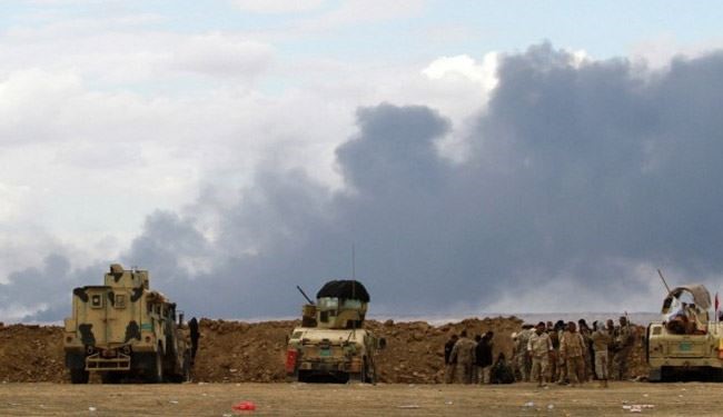 ISIS Terrorists 'Set Oilfield on Fire' in Tikrit