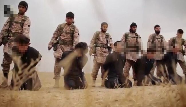 ISIS Executes 38 Men While Escaping Battlefield
