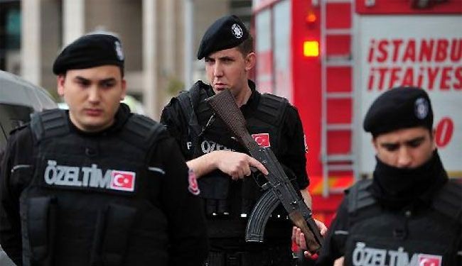 القضاء التركي يبرئ 200 ضابط من مؤامرة 