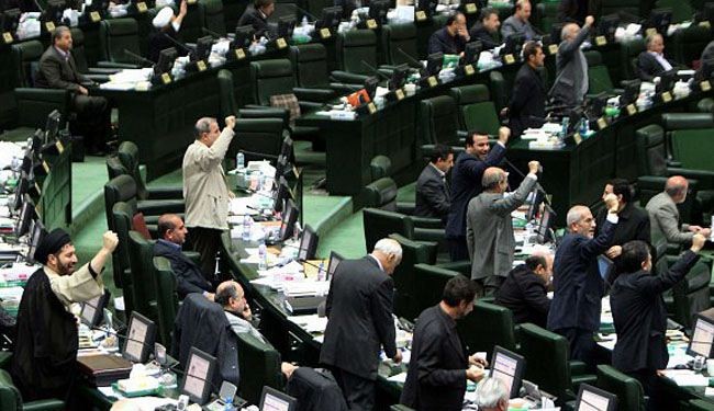 مطالبات في البرلمان الايراني بوقف العمرة حتى اشعار آخر