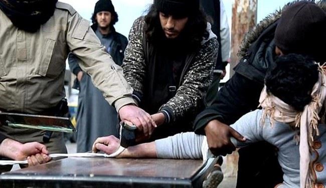 قطع انگشت، مجازات داعش برای استفاده از موبایل