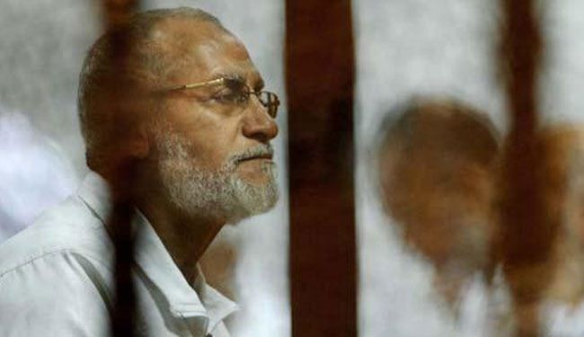 محكمة مصرية تقضي باعدام مرشد الاخوان و 13 قيادياً
