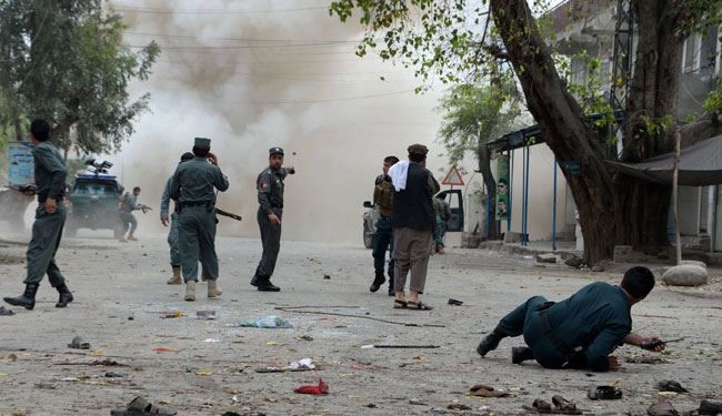 133 killed and Injured in Suicide Attack Outside Afghan Bank + Pics