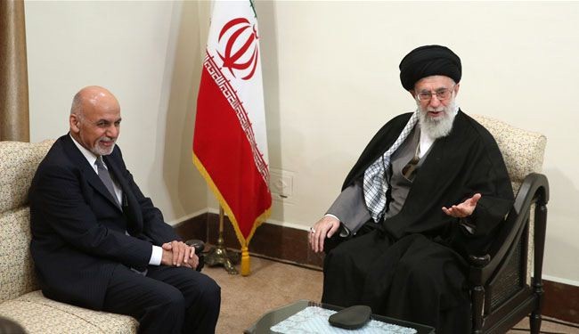 قائد الثورة: اميركا تعارض التعاون والتضامن بين ايران وافغانستان