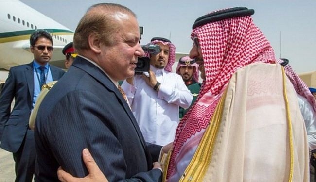 رئيس الوزراء الباكستاني يصل الى السعودية لبحث الازمة اليمنية
