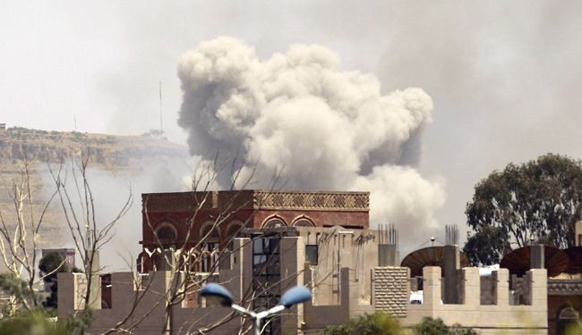 هيومن رايتس: قصف مخازن أوكسفام بصعدة يرقى لجريمة حرب