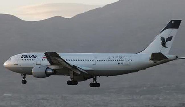 السعودية تقصف مطار صنعاء لمنع طائرة مساعدات ايرانية من الهبوط