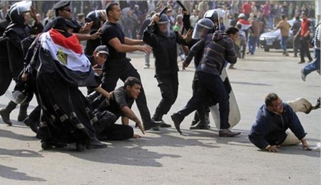 حكم نهائي بحبس 14 شرطيا مصريا لتعذيب سجينين حتى الموت