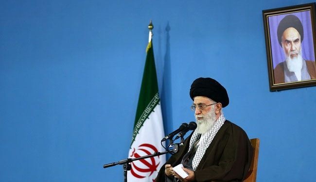 آية الله خامنئي: الشعب الإيراني لن يقبل مفاوضات في ظل التهديد